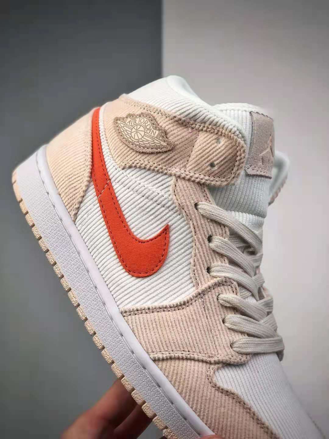 Air Jordan 1 Mid SE 'Corduroy' - Stylish and Trendy Sneakers