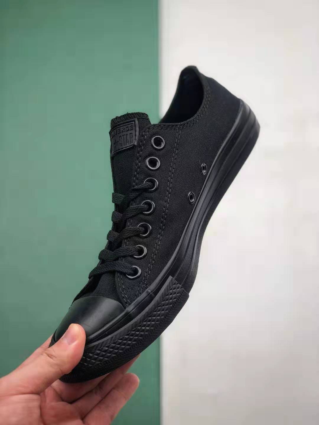 Converse Chuck Taylor All Star 1Z588 - Classic Sneakers for Effortless Style