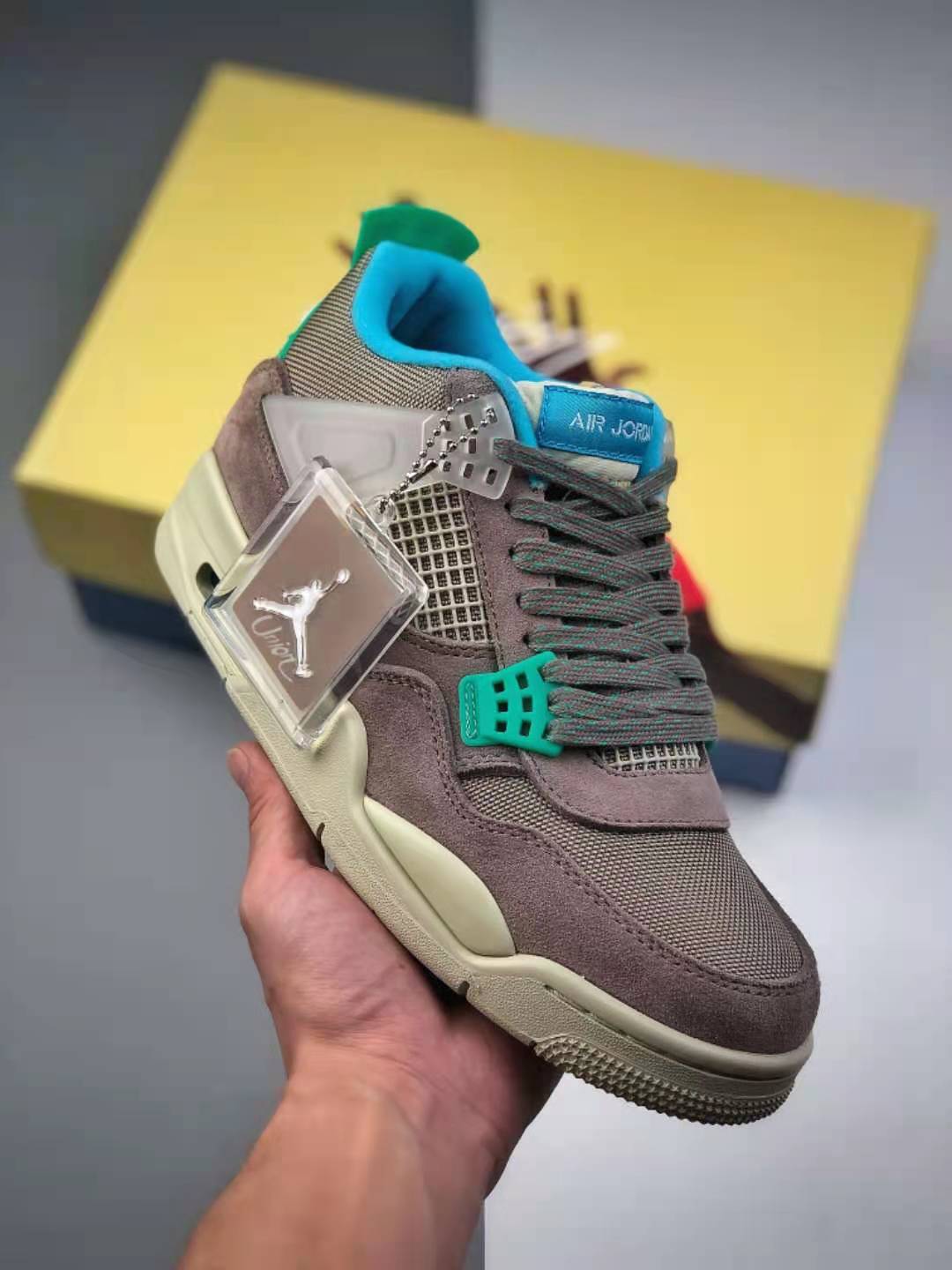 Union LA x Air Jordan 4 Retro 'Taupe Haze' DJ5718-242