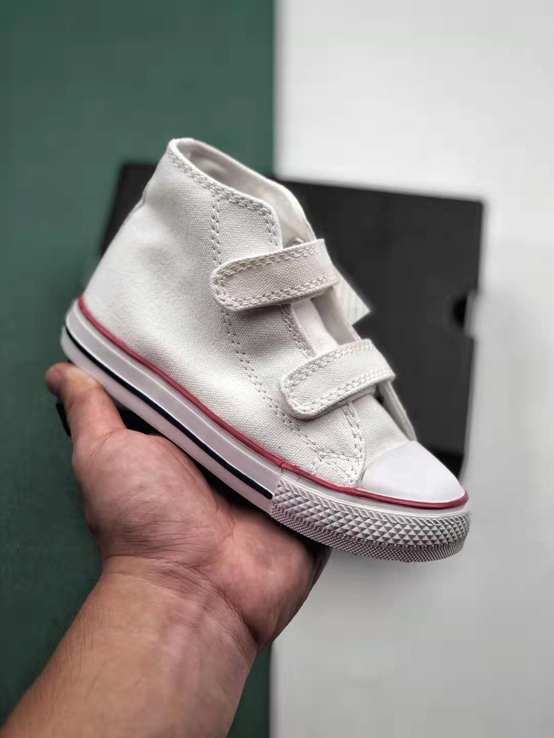 Converse Chuck Taylor All Star Optical White 7J253C - Classic Sneakers for All Ages!
