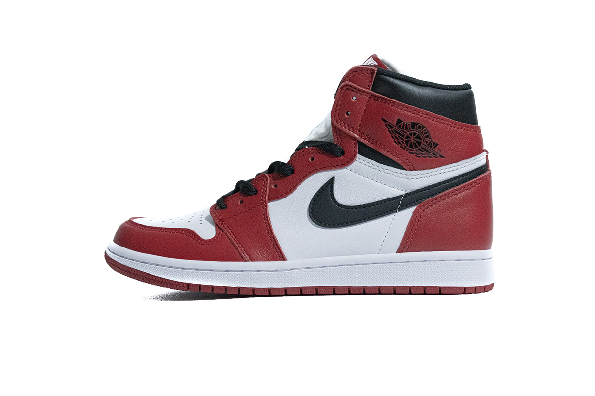Air Jordan 1 Retro High OG 'Chicago' 2015 555088-101