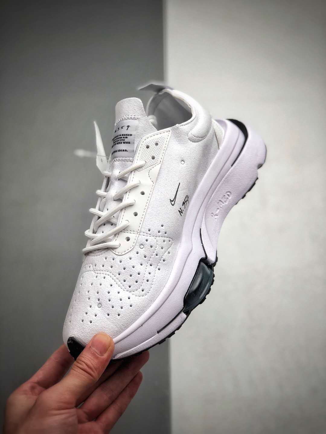 Nike Air Zoom-Type 'Ashen Slate' CJ2033-101 - Stylish and Comfortable Sneakers